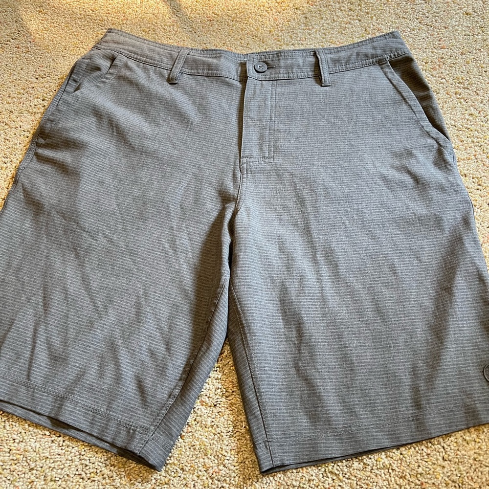 Hang Ten men shorts dark gray size 34